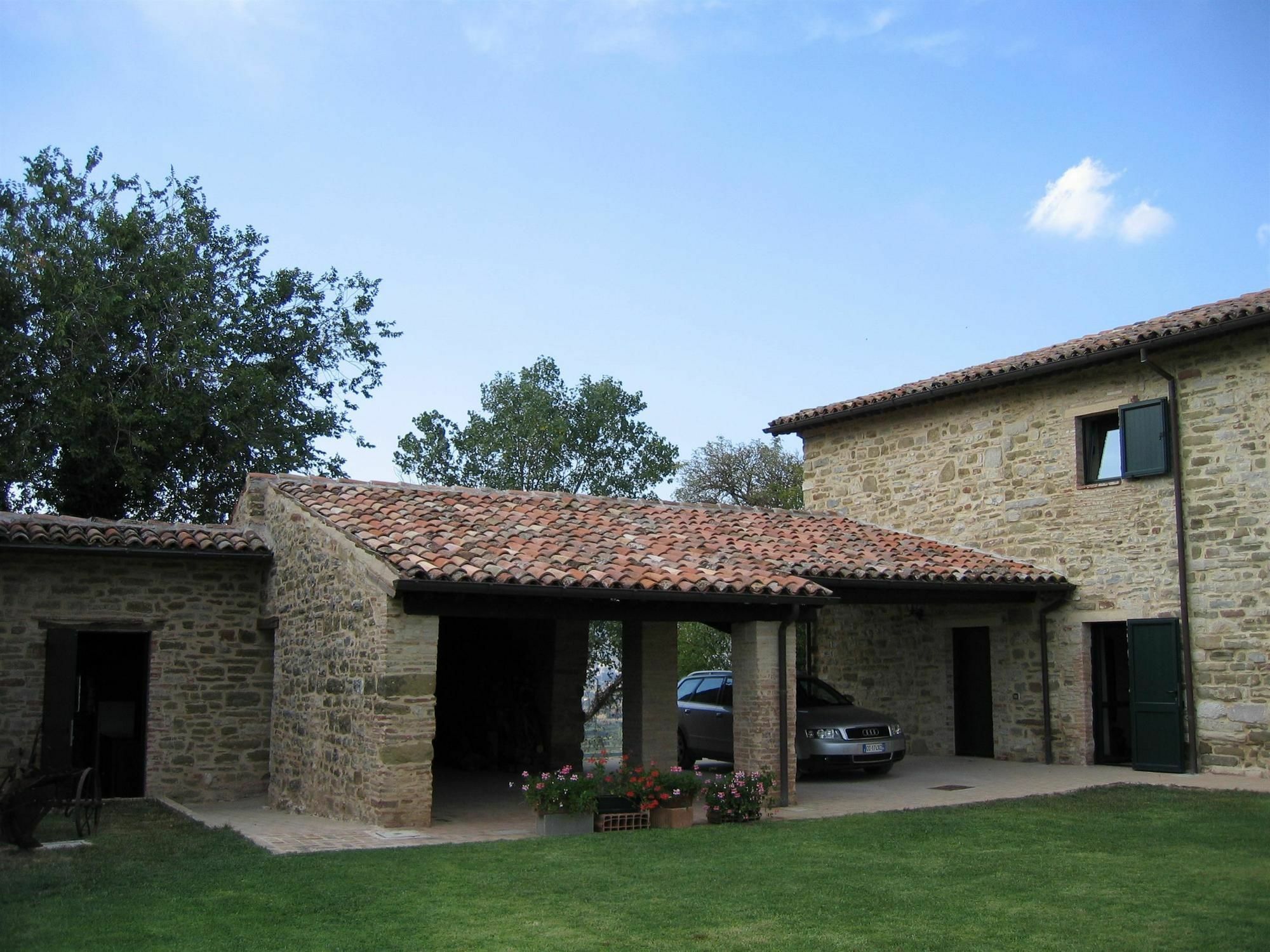 Azienda Agraria Montelujano Gubbio Exterior foto